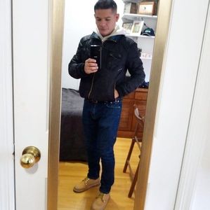 Meet your Posher, Bernardo